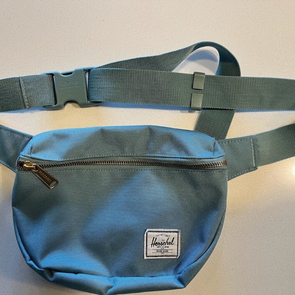 Light Blue Herschel Fanny Pack